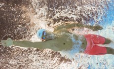 开云体育app-英超争冠之夜，文班亚马刷新纪录，体育世界的平行交响