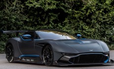 开云下载-苏亚雷斯爆发撕裂防线，塞内加尔式防守如何锁死巴黎豪华攻击群？