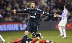 开云体育APP下载-英超争冠焦点战，曼城雷霆强压，阿森纳如步行者般坚韧