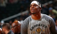 开云体育APP下载-包含守望者队惊险胜出，战胜开拓者队取得资格的词条