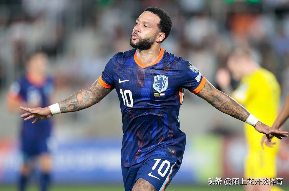 华沙军团主帅现身球员会议重申雄心壮志