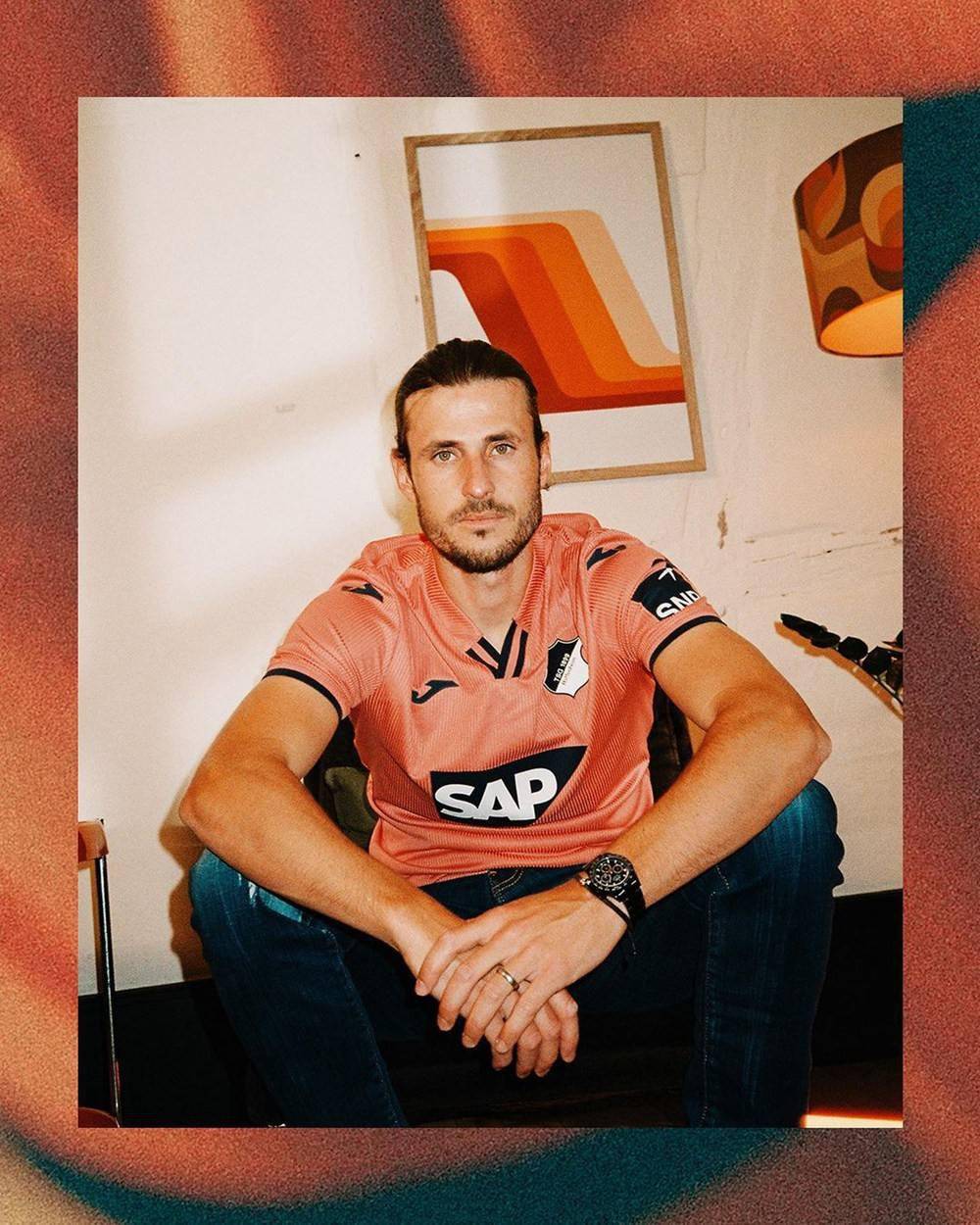 霍芬海姆客场失利，难以奏效