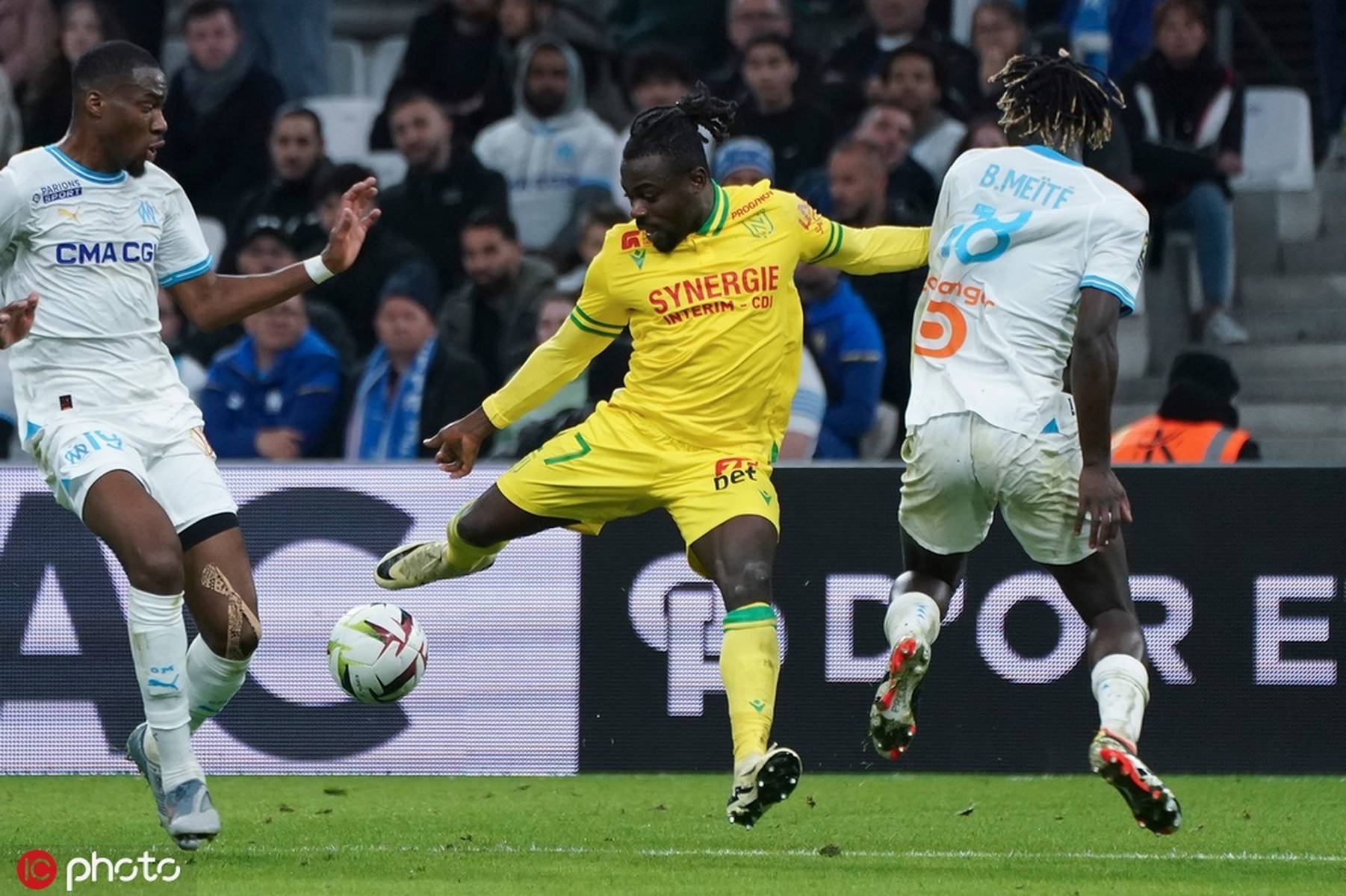 包含南特连续五轮不胜，无缘取胜的词条