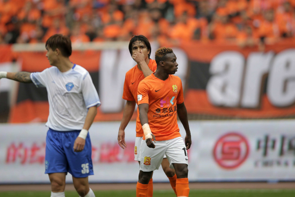 大连菲律宾与青岛黄海交锋，谁将获得胜利？的简单介绍