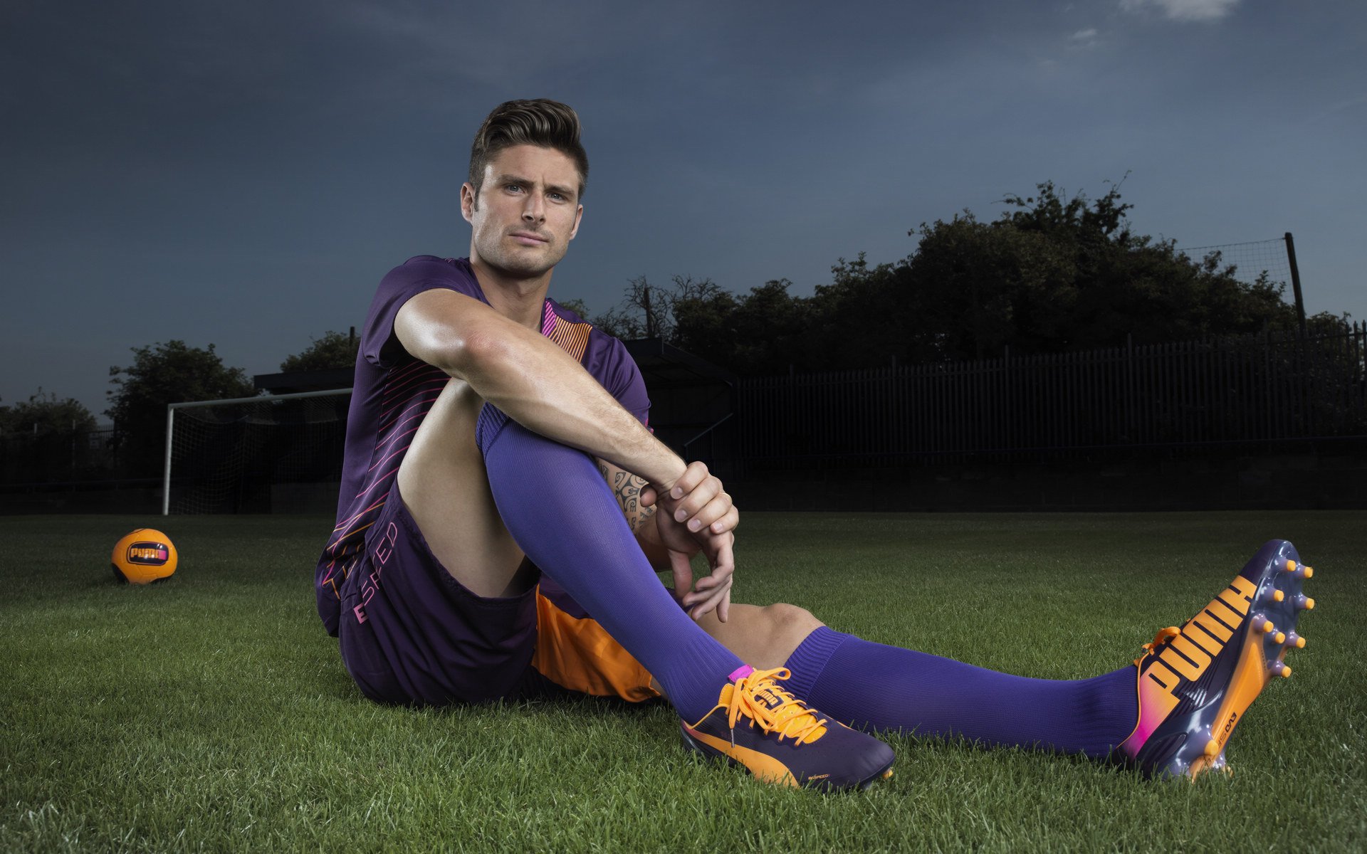 绿茵场外的焦点战,当爱尔兰在尼斯带走世界杯的另一种想象