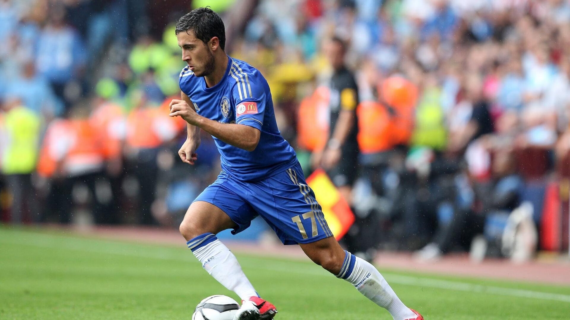 从里昂到米兰,巴雷拉的连续压制哲学,如何在欧冠半决赛接管比赛